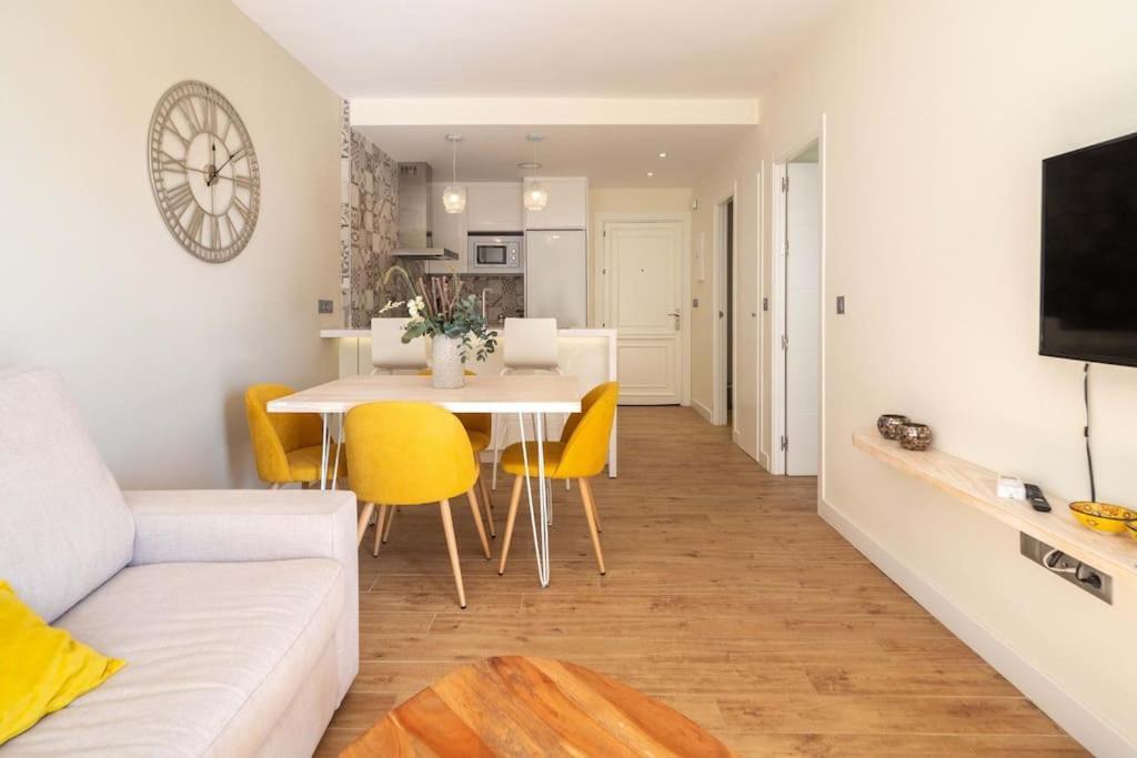Lindo Apartamento Junto Al Mar Ronda Iv, Rocio Фуэнхирола Экстерьер фото