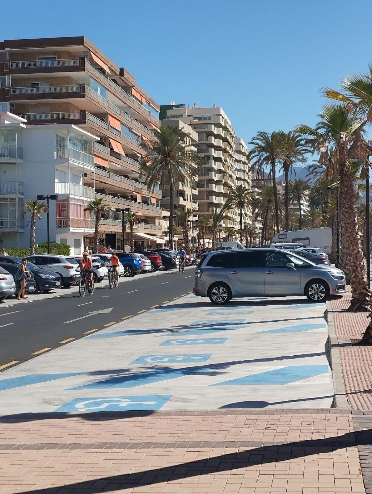 Lindo Apartamento Junto Al Mar Ronda Iv, Rocio Фуэнхирола Экстерьер фото